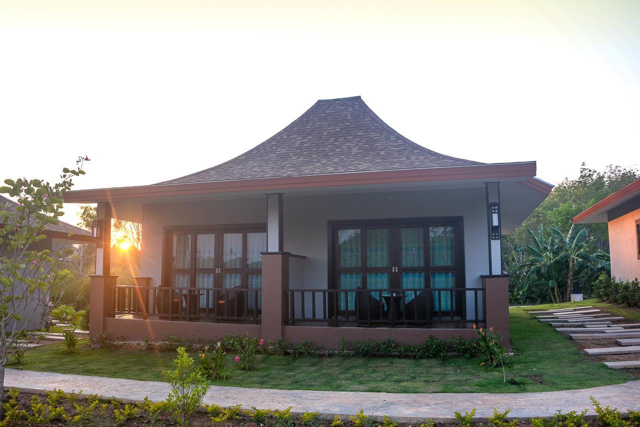 Phu Chom Mork Resort Sangkhla Buri Luaran gambar